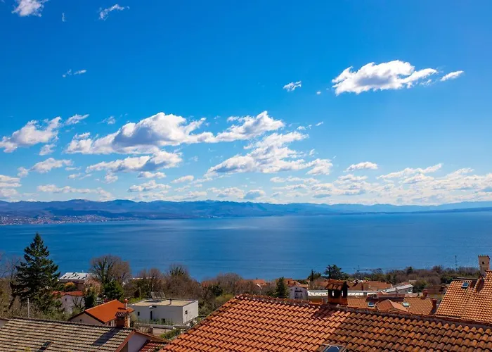 Apartment Barbara, Sea View With Terrace Near Opatija