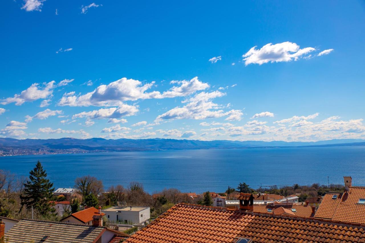 Barbara, Sea View With Terrace Near Opatija